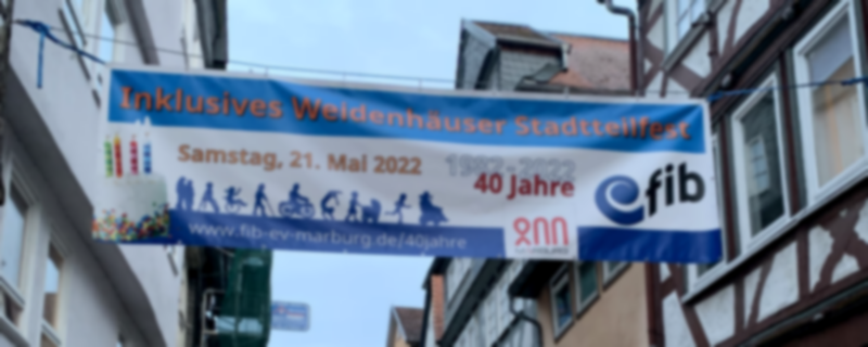 Transparent über der Weidenhäuser Straße 